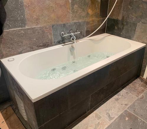 Whirlpool- en bubbelbad, Tuin en Terras, Bubbelbaden en Hottubs, Gebruikt, Vast, Inbouw, Ophalen