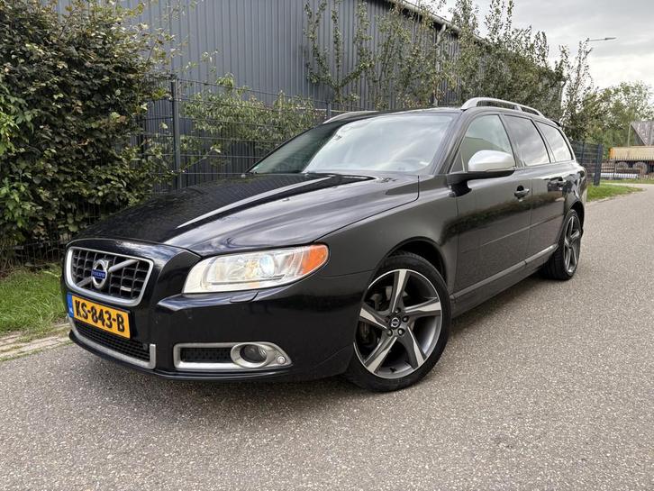 Volvo V70 2.4 D5 R-Design / AUTOMAAT / NAVI / CRUISE / STOEL, Auto's, Volvo, Particulier, Te koop, V70, ABS, Airbags, Airconditioning