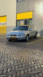 Volvo V70 2.4 T 200PK 2002 Grijs 75 Jaar Editie, Auto's, Voorwielaandrijving, 1800 kg, Beige, 1553 kg