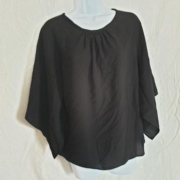 Zwart shirt met gave mouwen, wijd model. Mt M beschikbaar voor biedingen