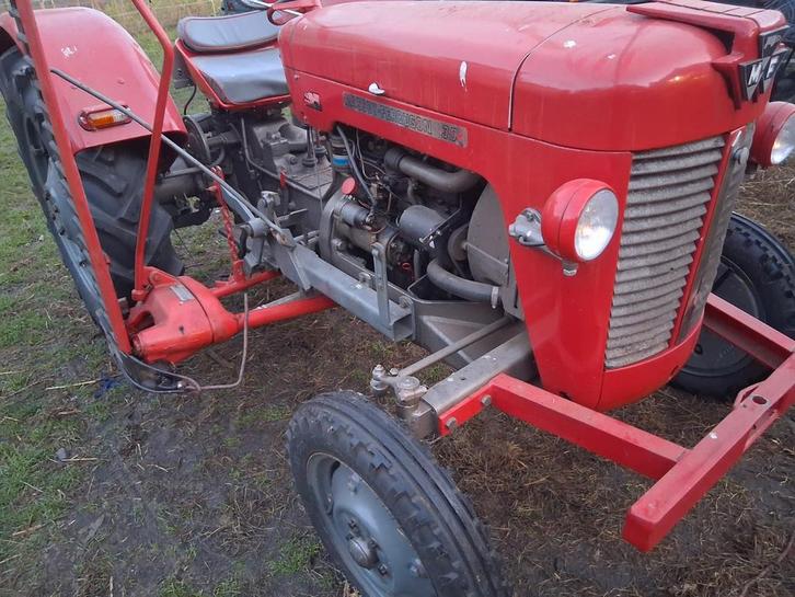 massey ferguson 30 met maaibalk, Zakelijke goederen, Agrarisch | Tractoren, Massey Ferguson, tot 80 Pk, Ophalen of Verzenden