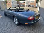 Jaguar XK XK8 4.0 V8 Convertible | NL Auto | Documentatie Aa, Auto's, Oldtimers, Stof, Zwart, Cabriolet, 4 stoelen