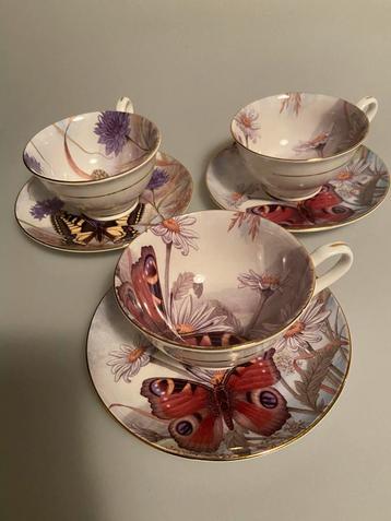 3 Maison Strauss kop en schotels- vlinders/ bloemen beschikbaar voor biedingen