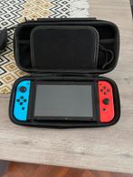 Te koop goed werkende nintendo switch met hoes, Ophalen, Gebruikt, Met 2 controllers, Switch OLED