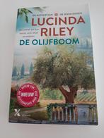 Boek Lucinda Riley - de olijfboom, Ophalen of Verzenden, Gelezen, Lucinda Riley, Nederland