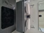 badmeubel met waskommen en douche cabine, Huis en Inrichting, Badkamer | Badkamermeubels, Ophalen, 100 tot 150 cm, Zo goed als nieuw