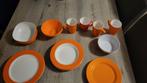 Oranje Servies Set - Borden, Kommen, Mokken, Ophalen, Zo goed als nieuw