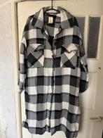 Mooie nieuwe dikke blouse of jas one size, Kleding | Dames, Blouses en Tunieken, Ophalen of Verzenden, Nieuw