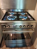 Gasfornuis Smeg, Witgoed en Apparatuur, Fornuizen, Ophalen, 4 kookzones, Zo goed als nieuw, Gas