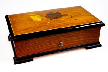 Thorens speeldoos muziekdoos 6 composities beschikbaar voor biedingen