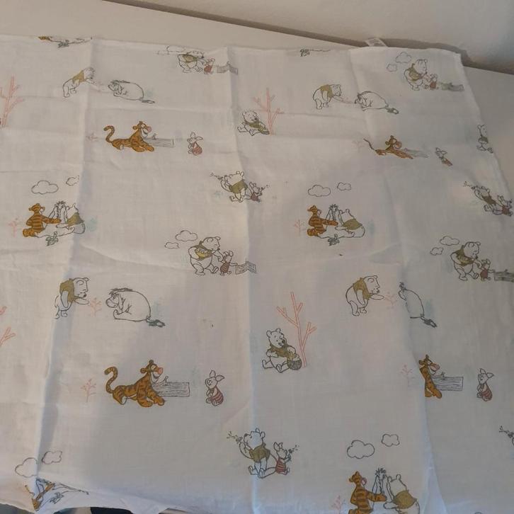 Disney Baby Winnie de Poeh doek, Kinderen en Baby's, Kinderkamer | Beddengoed, Zo goed als nieuw, Hoeslaken of Sloop, Wit, Jongetje of Meisje