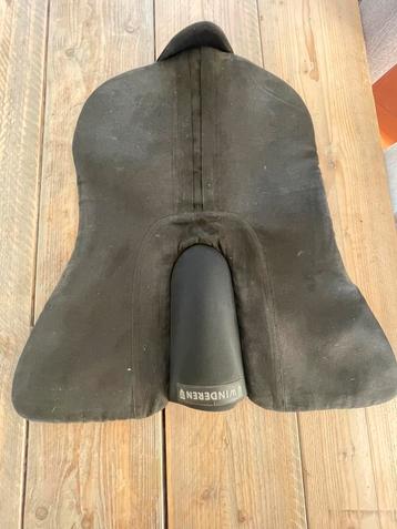 Winderen pad 17’ dressuur beschikbaar voor biedingen