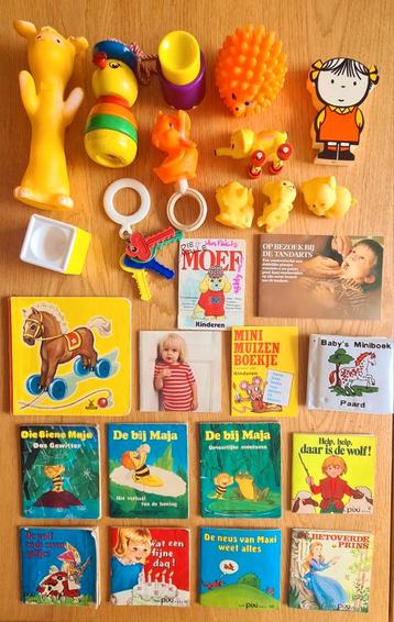 Verzameling partij vintage speelgoed circa 1970-1980 beschikbaar voor biedingen