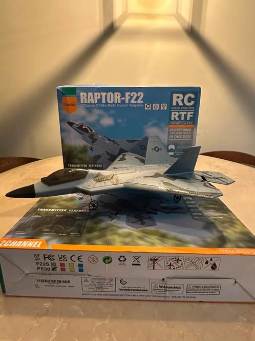Rc vliegtuig jet raptor met licht, Hobby en Vrije tijd, Modelbouw | Vliegtuigen en Helikopters, Zo goed als nieuw, 1:72 tot 1:144