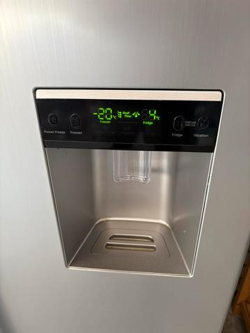 Samsung Amerikaanse Koelkast met Vriesvak beschikbaar voor biedingen