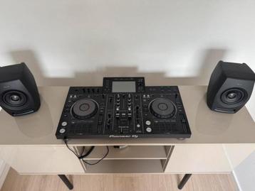 Dj booth Dj tafel 47 x 160 x 99 (zonder apparatuur) beschikbaar voor biedingen