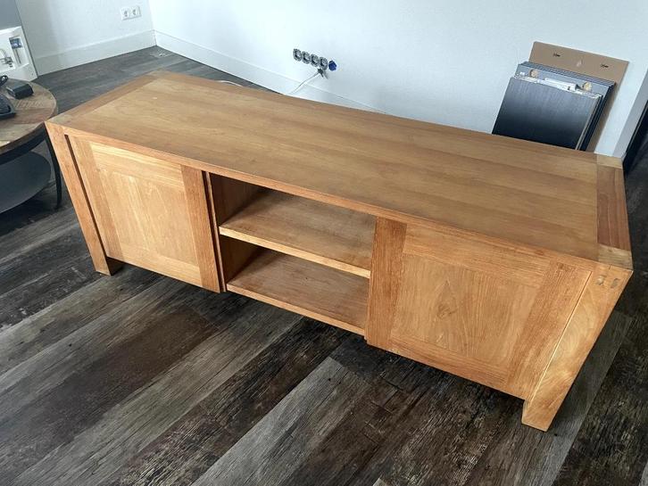 Massief Teakhouten tv meubel, Huis en Inrichting, Kasten | Televisiemeubels, Gebruikt, Minder dan 100 cm, 150 tot 200 cm, 25 tot 50 cm
