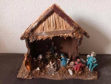 Kerststal met figuren beschikbaar voor biedingen
