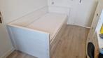 1- persoons wit Woood bed (90x200), Ophalen, 85 tot 100 cm, Zo goed als nieuw, Matras