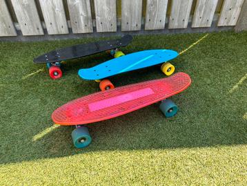 Skateboard 3 stuks beschikbaar voor biedingen