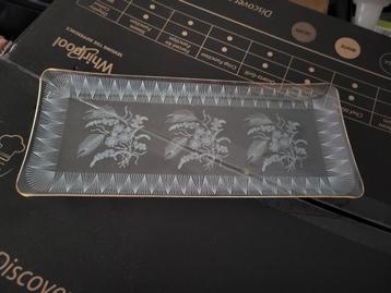 Vintage Glazen Cakeschaal met Bloemen beschikbaar voor biedingen