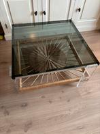 Vintage jaren 70 salontafel smoked glass rotan plexiglas, Huis en Inrichting, Tafels | Salontafels, Ophalen, Gebruikt, 50 tot 100 cm