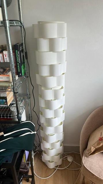 LAGTRYCK IKEA Vloerlamp beschikbaar voor biedingen