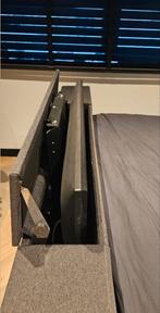 Voetbord bed met tv-lift, antraciet, 180cm tv lift 42 inch, Ophalen, 180 cm, Verstelbaar, Gebruikt