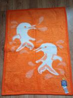 Retro vintage oranje met wit ledikant dekentje met dolfijnen, Ophalen of Verzenden, Zo goed als nieuw, 100 cm of meer, Deken