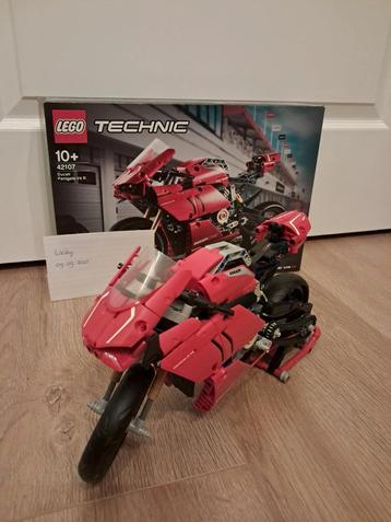 LEGO Technic 42107 Ducati Panigale V4 R beschikbaar voor biedingen