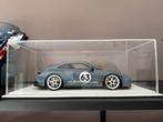 Porsche 911 S/T (992) 1:18 inclusief case, Hobby en Vrije tijd, Modelauto's | 1:18, Ophalen, Zo goed als nieuw, Auto, Overige merken
