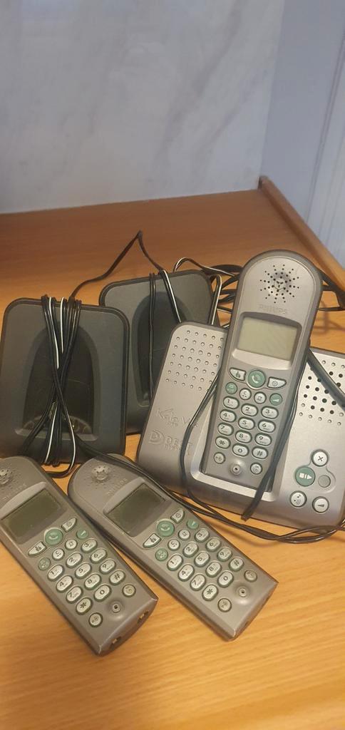 Philips Kalavox DECT Telefoon - 3 Handsets, Telecommunicatie, Vaste telefoons | Handsets en Draadloos, Gebruikt, 3 handsets, Ophalen of Verzenden