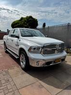 Dodge RAM Laramie 2015, Auto's, Automaat, Zwart, 5654 cc, USB