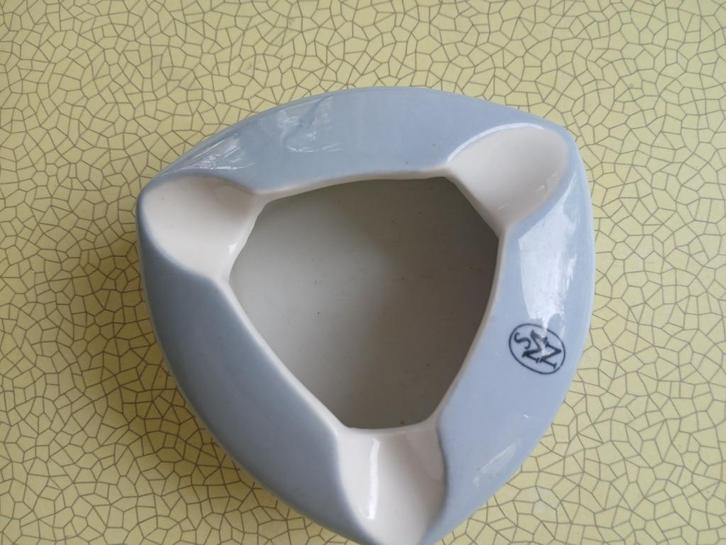 Pastel Regout Asbak! Jaren 50 vintage, Antiek en Kunst, Antiek | Servies los, Ophalen of Verzenden