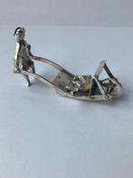 Miniatuur zilveren man met kruiwagen met zwijn - 1734, Antiek en Kunst, Ophalen of Verzenden, Zilver