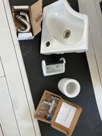 Ouderwets wasbakje met accessoires, Doe-het-zelf en Verbouw, Sanitair, Ophalen, Zo goed als nieuw, Chroom, Wastafel