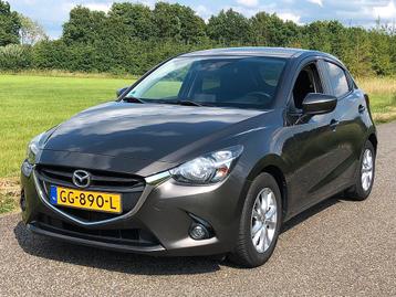 Mazda 2 1.5 Skyactiv-G / Navi / Lane-Warning / Cruise / LMV beschikbaar voor biedingen