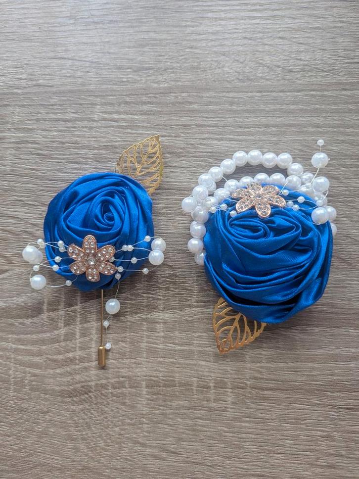 Blauwe Corsage Set - Bruiloft Accessoires, Kleding | Dames, Trouwkleding en Trouwaccessoires, Zo goed als nieuw, Accessoires, Blauw