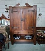 Houten kast, linnenkast, Antiek en Kunst, Antiek | Meubels | Kasten, Ophalen