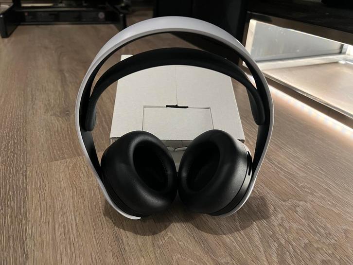 PlayStation Pulse 3D Headset - Perfect voor PS5!, Spelcomputers en Games, Spelcomputers | Overige Accessoires, Zo goed als nieuw
