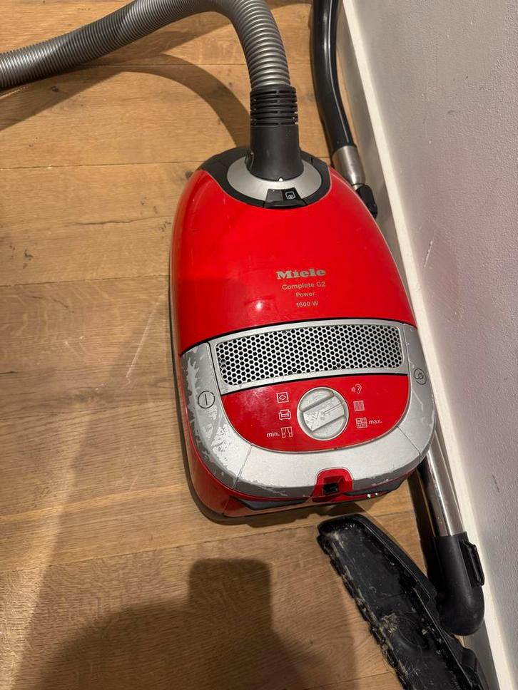 Miele Complete C2 Stofzuiger - Gebruikt, Witgoed en Apparatuur, Stofzuigers, Gebruikt, Stofzuiger, 1200 tot 1600 watt, Stofzak