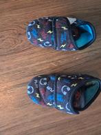 Sloffen maat 22, Kinderen en Baby's, Babykleding | Schoentjes en Sokjes, Ophalen of Verzenden, Zo goed als nieuw, Slofjes