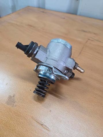 Brandstofpomp 1.2 TSI CBZ 03C127026J beschikbaar voor biedingen