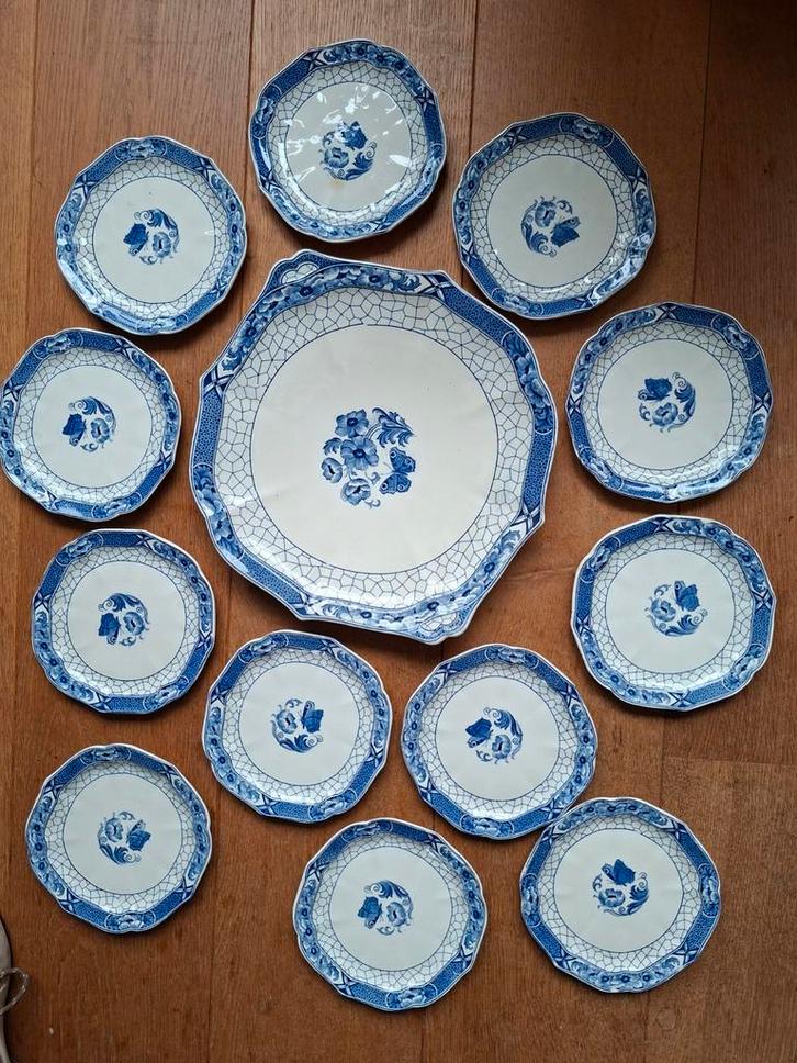 Antiek Gebakstel Society Ceramics Butterfly, Antiek en Kunst, Antiek | Servies compleet, Ophalen of Verzenden
