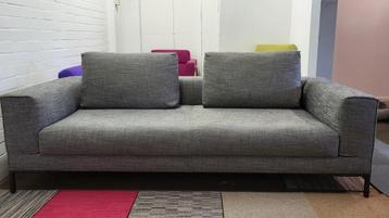 Design on Stock Aikon Lounge | 3 zits | Grijs beschikbaar voor biedingen