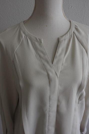Yaya blouse heel mooi kreukvrij beschikbaar voor biedingen