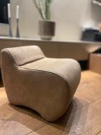 Leren leer poefje kinderen poef japandi organisch zand beige, Minder dan 50 cm, Leer, Ophalen of Verzenden, Zo goed als nieuw