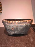 Oude bloempot / plantenbak, Tuin en Terras, Bloempotten, 25 tot 40 cm, Gebruikt, Minder dan 40 cm, Beton