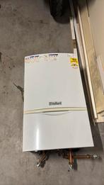 Valiant voor onderdelen bj 2010, Doe-het-zelf en Verbouw, Geisers en Boilers, Gebruikt, Aardgas, Ophalen of Verzenden, Minder dan 20 liter