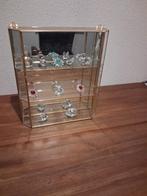 Vitrinekastje met Swarovski beeldjes, Verzamelen, Swarovski, Ophalen of Verzenden, Gebruikt, Figuurtje